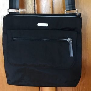 Like New Black Baggallini Crossbody